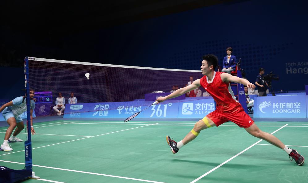 让字母哥每 让字母哥每